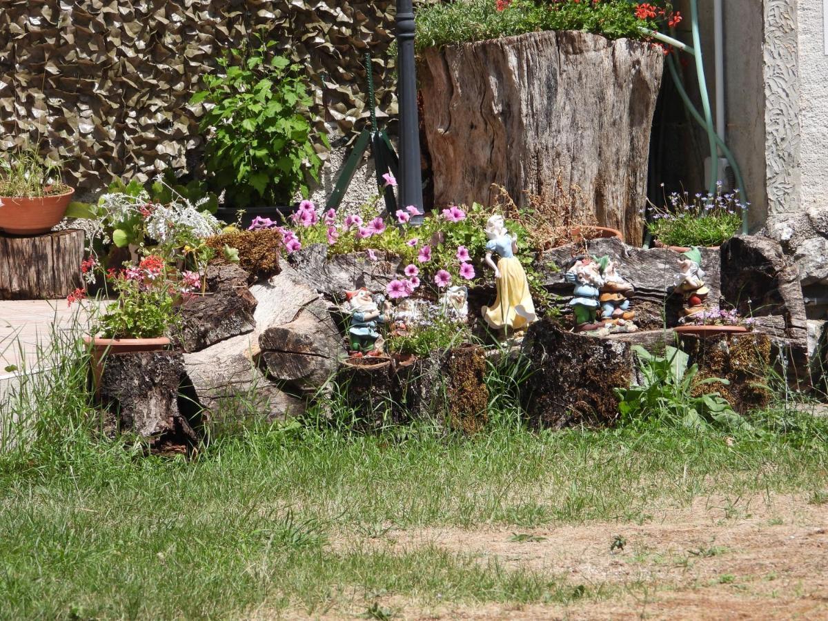 B&B La Tana Dell'Orso Villalago 外观 照片