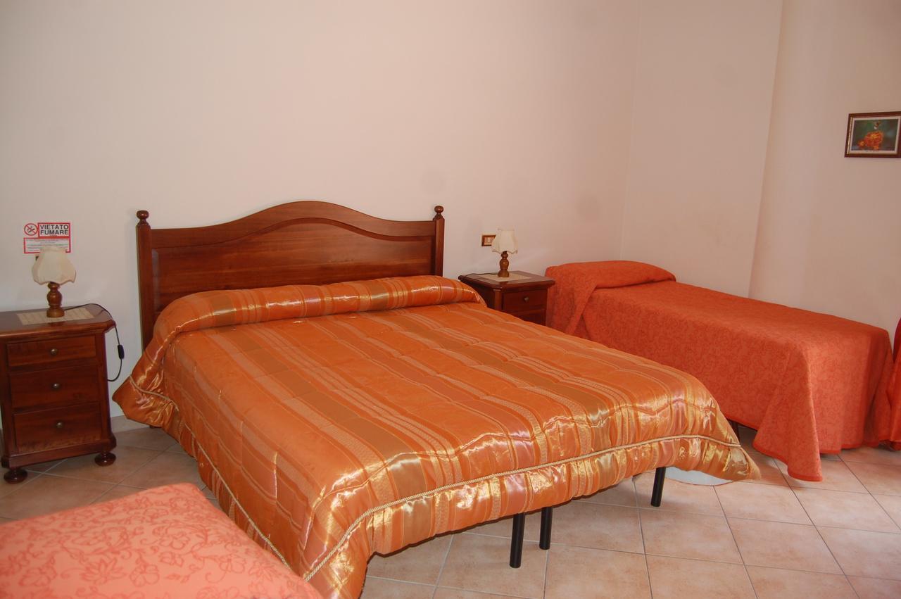 B&B La Tana Dell'Orso Villalago 外观 照片